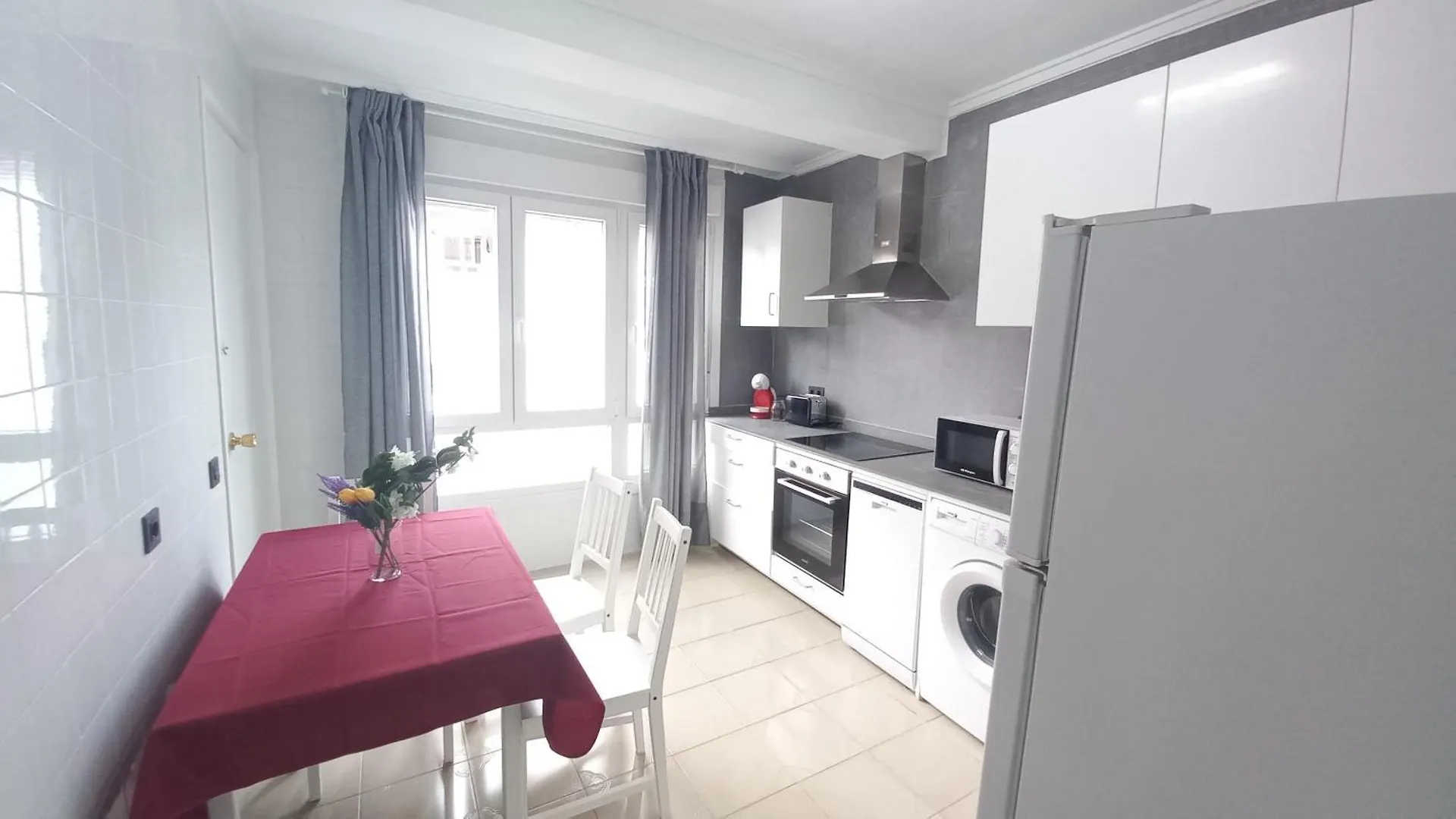 Aroa'S Home -Sirimiri Apartments- Zumaia